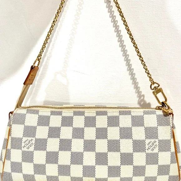 Louis Vuitton Eva Clutch in Damier Azur - Picture 2 of 11